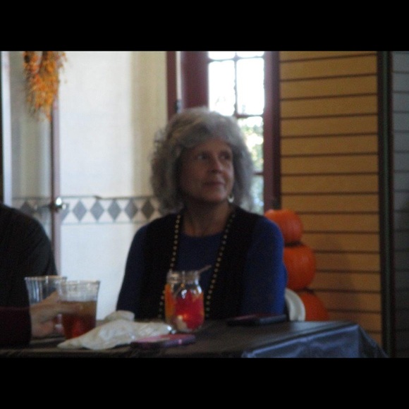 Meet your Posher, Alice - Picture 5 of 8